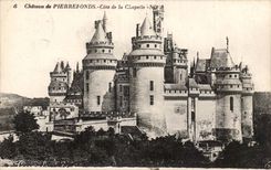 Chateau de Pierrefonds CPA Cote de la chapelle