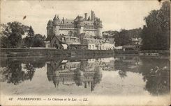 Chateau de Pierrefonds CPA le chateau et le lac
