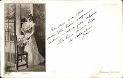 CPA Frederique Servant Reveuse Woman