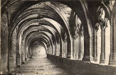 The Chair God - Cloister XIV century CPA