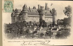 Pierrefonds CPA das Schloss gesehen von der Strasse von Compiegne