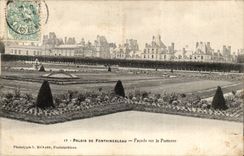 Fontainebleau CPA palate the castle Frontage on the floor