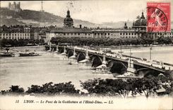 Lyon CPA the bridge of Guillotiere and the hotel God