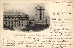 Interior Vincennes CPA of the fort