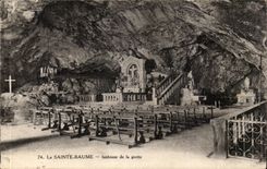 Sainte Interior Balsam CPA of the cave