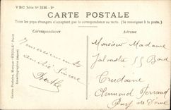 CPA frohliche Phantasie April wie sie verfangen werden liessen (Frauenfische)