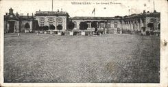 Versailles CPA large Trianon