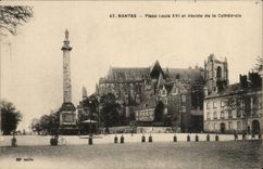 Nantes CPA Places Louis XVI and apse of the cathedral