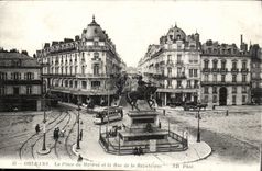 Orleans CPA the place of Martroi and the street of the Republic