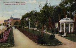 La Baule on Sea CPA Esplanade and gardens of the casino