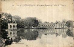 Palate of Fontainebleau CPA the pond with carps and E house of the emperor