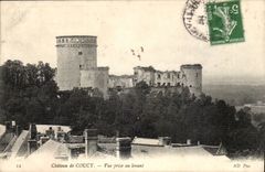 CPA Castle of Coucy Seen from with raising