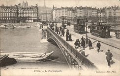 Lyon CPA the bridge Lafayette (trams)