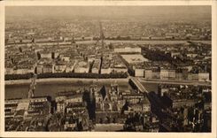 Lyon CPA View in the foreground the cathedral St Jean