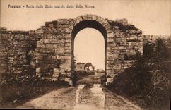 Italy Italia Paesdium CPA Carried della Cinta mural detta delle Sirene