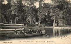 Paris (12) Bois de Vincennes-Lac Daumesnil- Embarcadere-bateau-CPA 