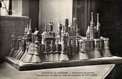 CPA Cathedral of Soissons Reliquary out of copper