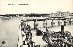 Royan CPA the new pier (boat)