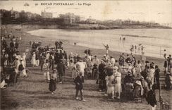 Royan Pontaillac CPA the beach