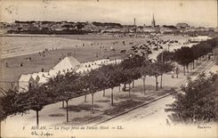 Royan CPA the beach taken of Family Hotel