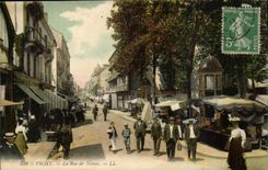 Vichy CPA the street of Nimes