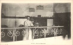 Vichy CPA Mesdames Source