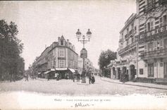 Vichy CPA Places Victor Hugo and street of Nimes