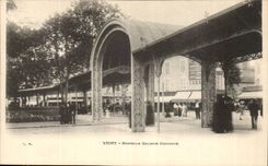 Vichy CPA New covered gallery