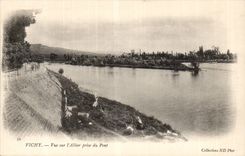 Vichy CPA Seen on Allier taken bridge