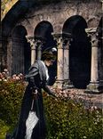 Arles - Arlesienne Type - Costume - Garden - - CPA