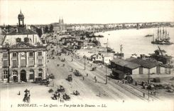 Bordeaux - Quays Seen from of the Customs - CPA