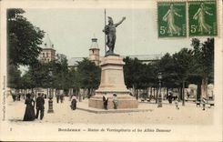 Bordeaux - Statue of Vercingetorix and the Damour Alleys - CPA