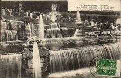 Saint Cloud CPA Le parc La cascade construite sous Louis XIV par Lepautre et Mansard Grandes eaux