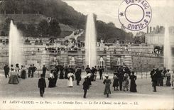 Saint Cloud CPA Le parc le fer a cheval vu de face