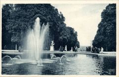 Saint Cloud CPA Bassin des 24 jets Parc