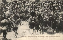 Nantes CPA Manifestations of June 14th 1903 an arrest to the Holy corner of the place Pierre and street Chateaudun TOP