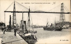 Nantes CPA transporter bridge taken downstream