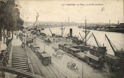 Nantes CPA the bridge seen of Sainte Anne