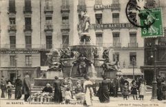 Nantes CPA monumental Fountain of the royal place
