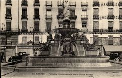 Nantes CPA monumental Fountain of the royal place