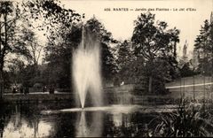 Nantes CPA the botanical garden the water jet