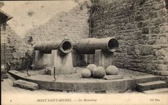 Mont Saint Michel CPA Michelettes (guns)