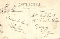 Lourdes Sick CPA and stretcher-bearers in the court of L hospital