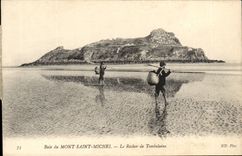 Bay of Mont Saint Michel the CPA the rock of Tombelaine (pecheurs9