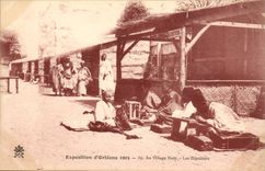 CPA Exposition d'Orleans 1905 Au village noir Les bijoutiers TOP (Afrique Africa petits metiers)