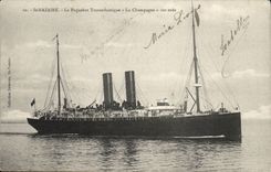 CPA Saint Nazaire the transatlantic liner Cahmpagne on roads (steamer)