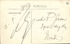 CPA St NazaireUne left the chatniers and workshops the Atlantic the transatlantic liner Prvence on hold