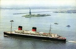 CPA Boat Freedom in the wearing of New York Steamer of the Deck chair