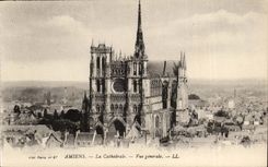 Amiens CPA the cathedral View