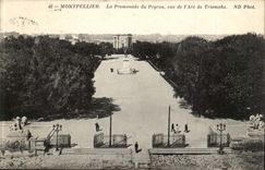 Montpellier CPA La promenade du Peyrou vue de l'arc de triomphe